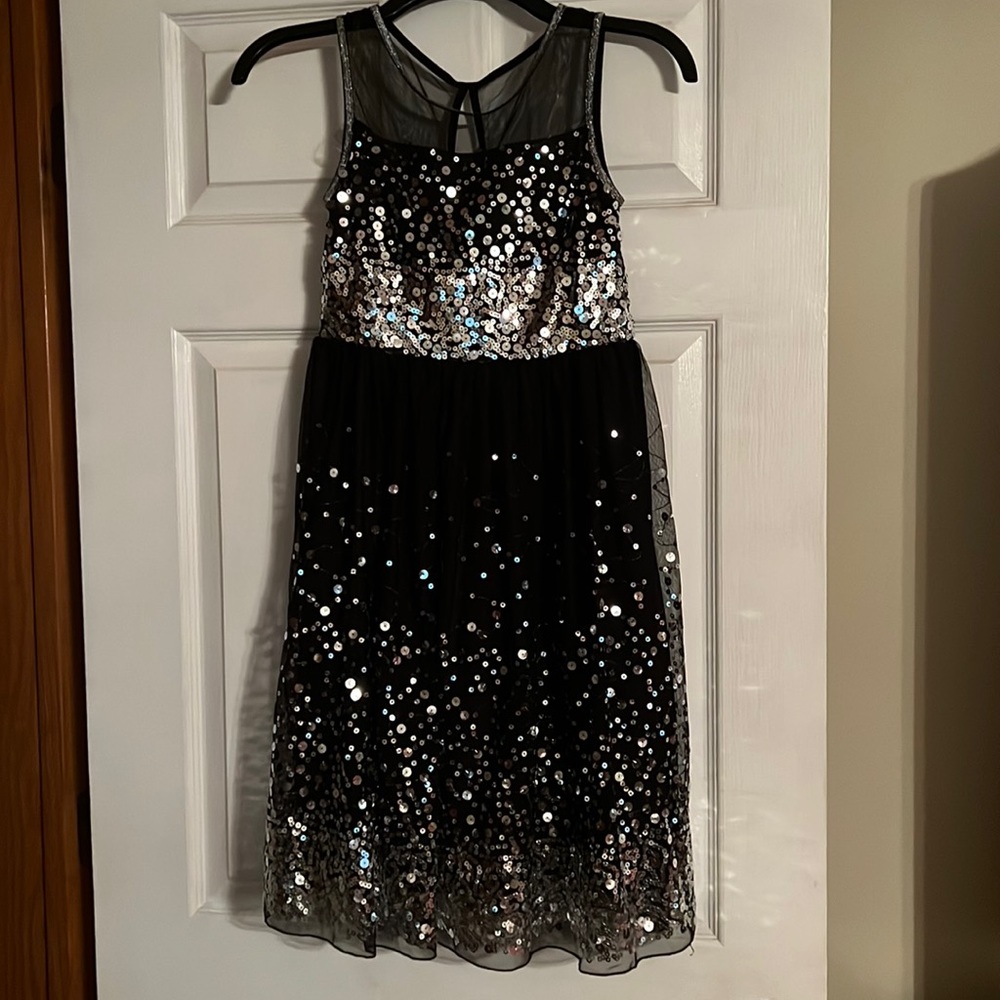 Girls dress